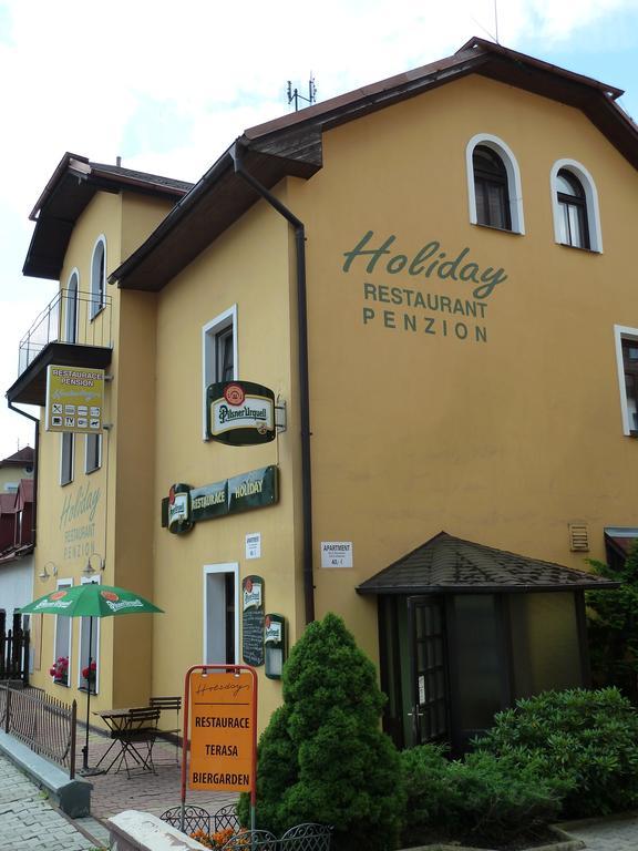 Penzion Holiday Marianske Lazne Exterior foto